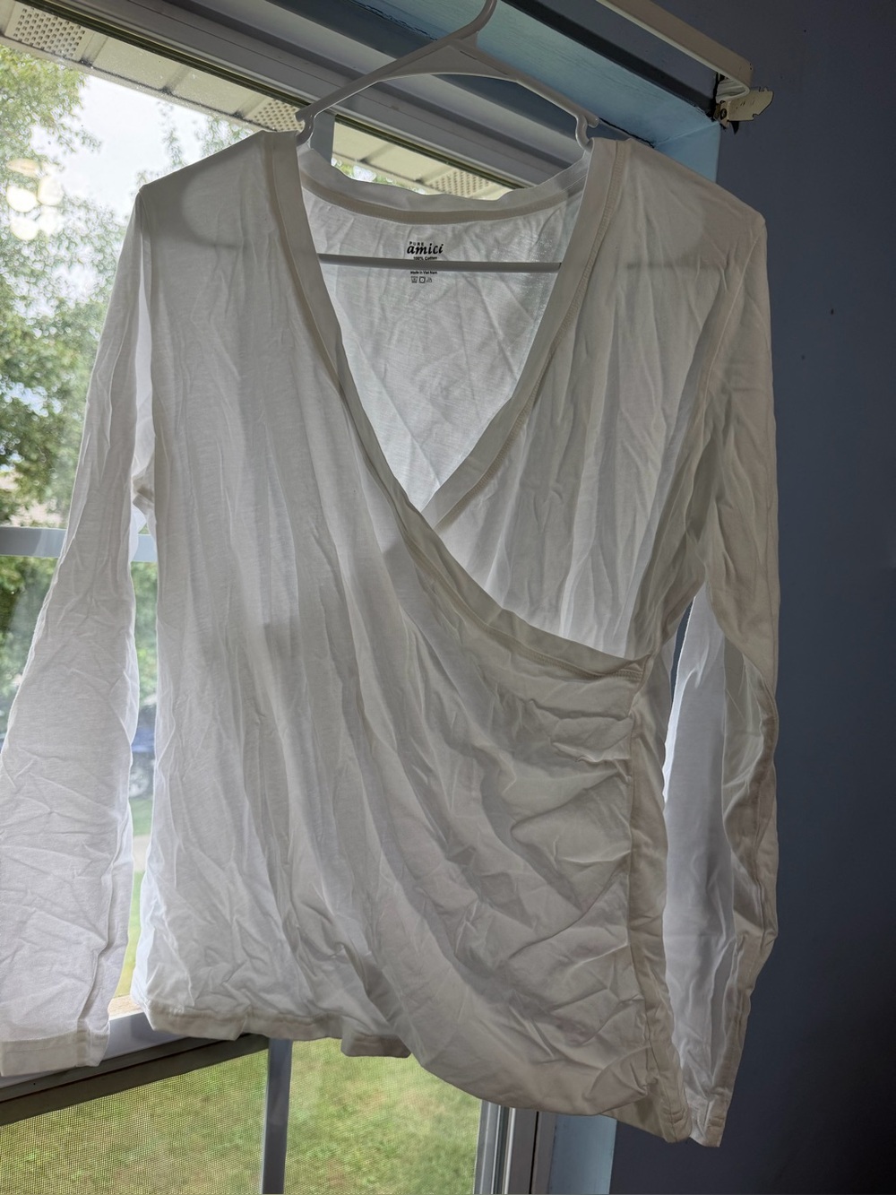 Amici White Wrap-Style Long Sleeve Women's Top